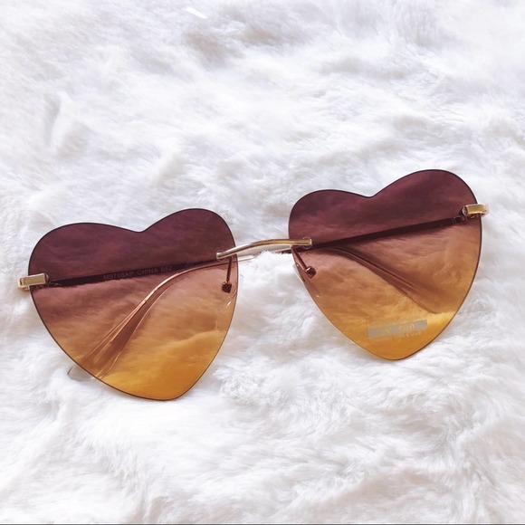 Miley Brown & Tan Gradient Heart Sunglasses - Picture 3 of 11